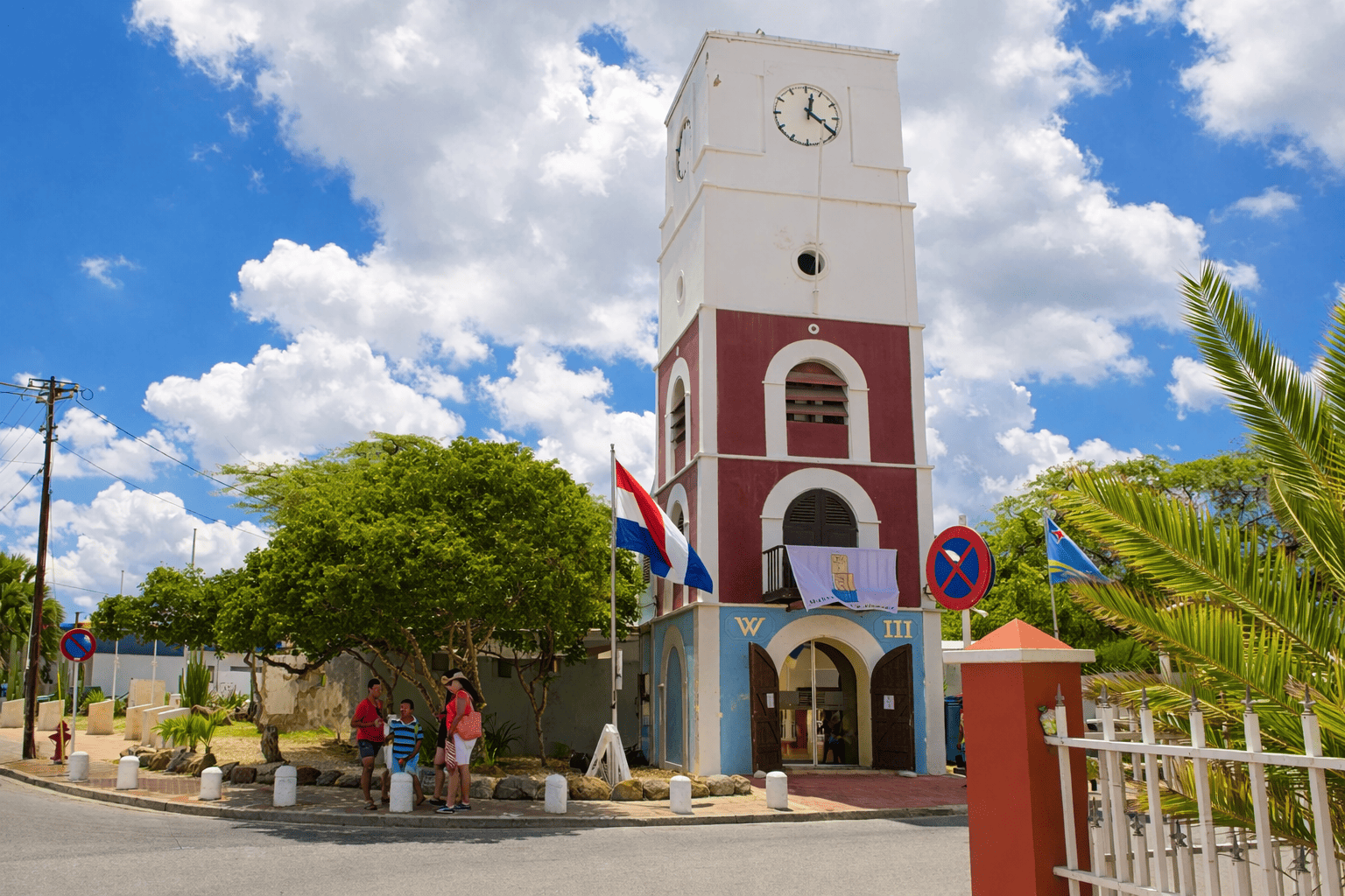 10 Essential Cultural Tips for Visiting Aruba